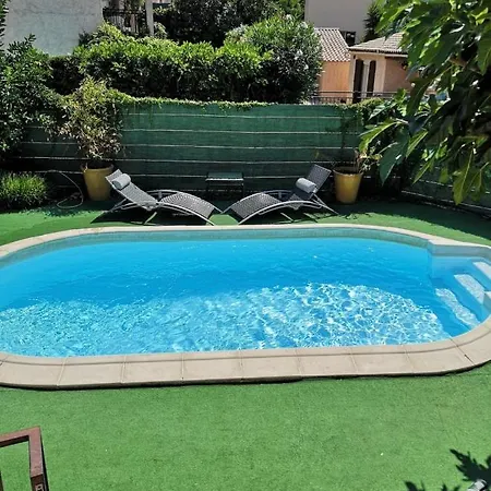 شقة 64 M2 Avec Piscine Privee *